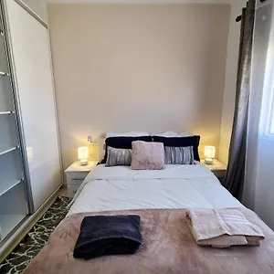 Cloud Vue Sur La Montagne Et Kasbah Appartement Agadir